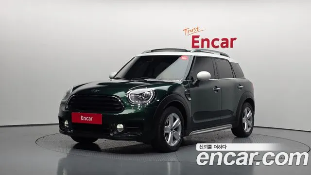 MINI Cooper D Countryman Base 2