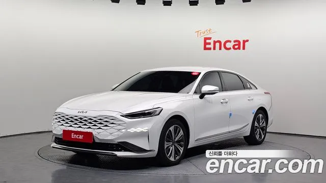 Kia K8 Hybrid Noblesse