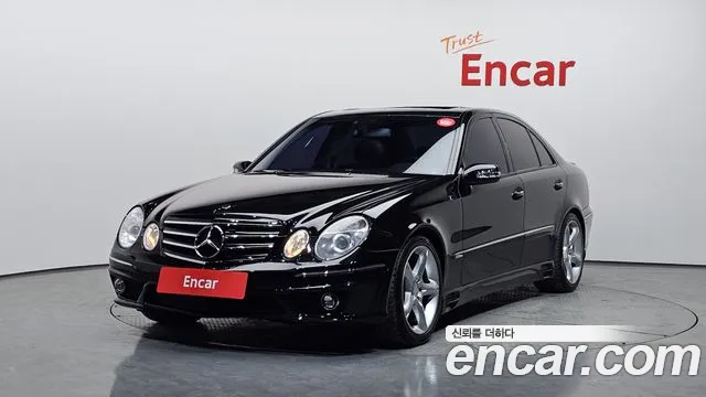 Mercedes-Benz E- W211 E320