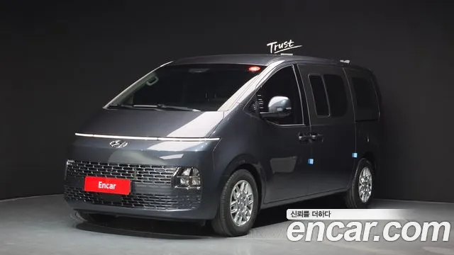 Hyundai Staria 5