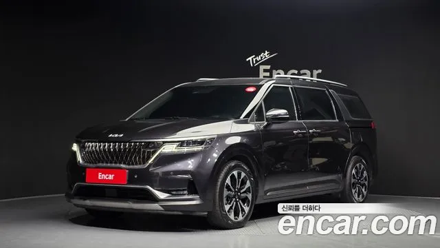 Kia Carnival 4 Gasoline 7 Noblesse