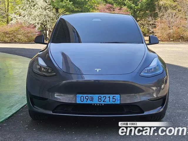 Tesla Y RWD