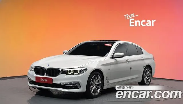 BMW 5 (G30) 520i