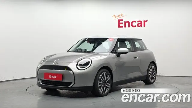 MINI Cooper 4 SE