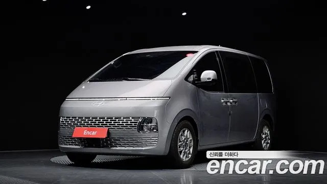 Hyundai Staria 3