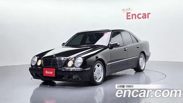 Mercedes-Benz E- W210 E200K