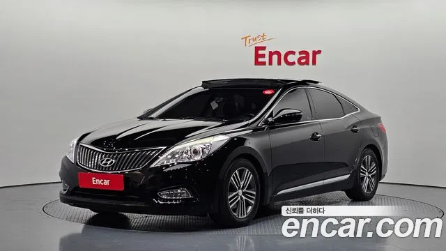 Hyundai Grandeur HG HG240