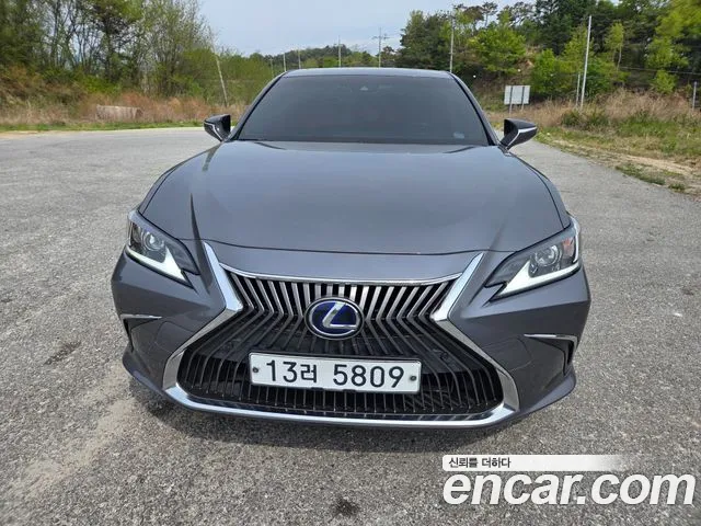 Lexus ES300h 7