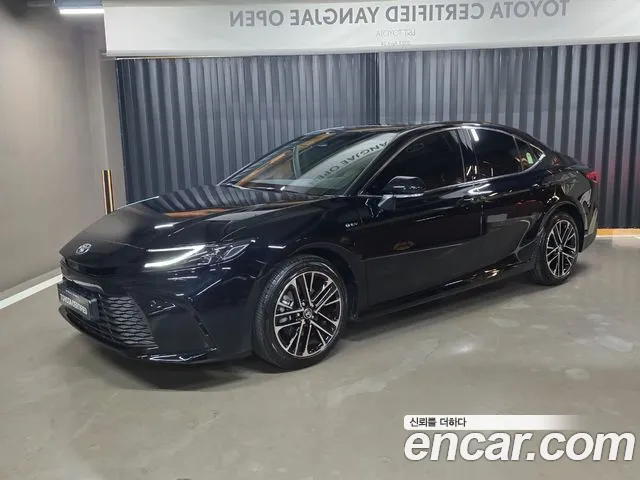 Toyota Camry (XV80) 2.5 XLE Hybrid