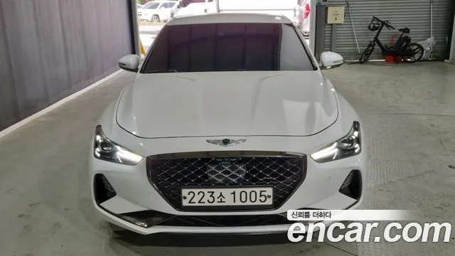 Genesis G70 2.0T AWD