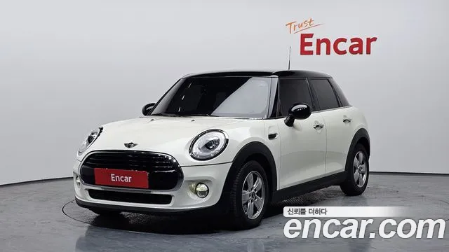 MINI Cooper 5 Base 3