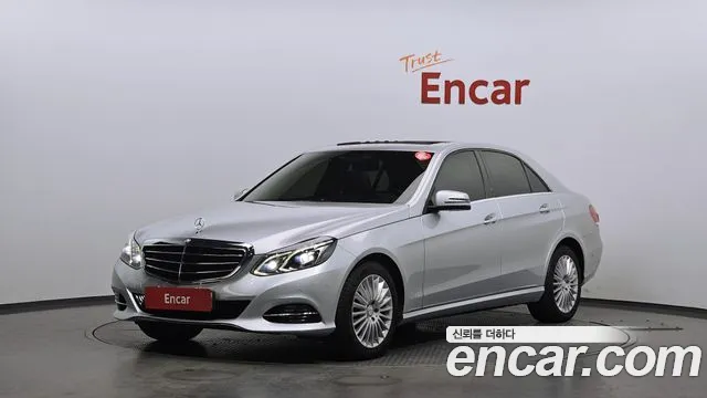 Mercedes-Benz E- W212 E300