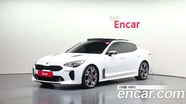 Kia Stinger 3.3 Turbo AWD GT