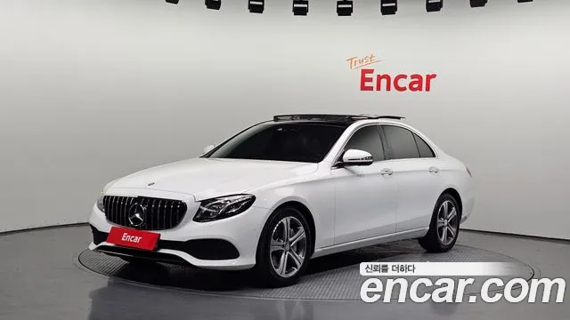 Mercedes-Benz E- W213 E300 4MATIC