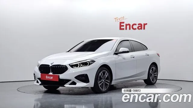 BMW 2 (F44) 220i