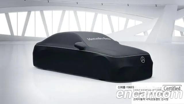 Mercedes-Benz E- W214 E300 4MATIC AMG Line