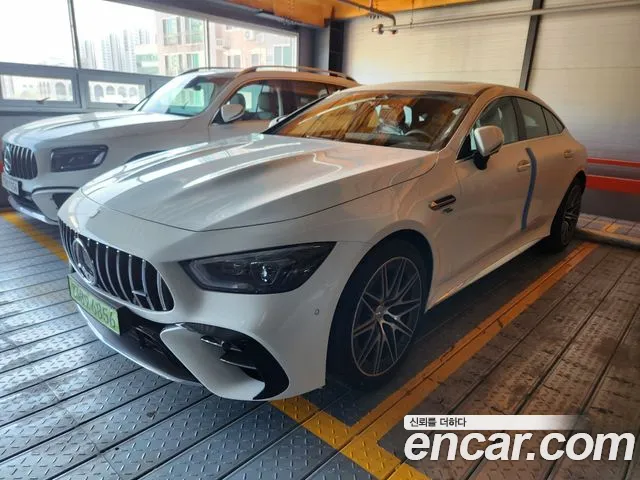 Mercedes-Benz AMG GT 4 43 4MATIC+