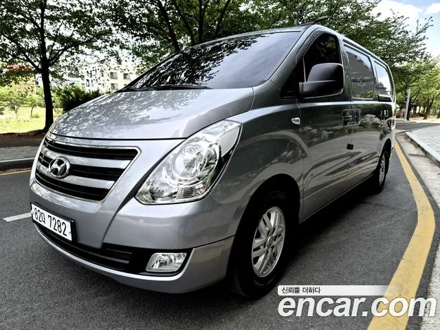 Hyundai Grand Starex 3
