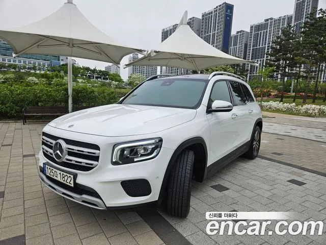 Mercedes-Benz GLB- X247 GLB200 d