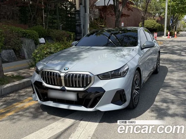 BMW 5 (G60) 520i M