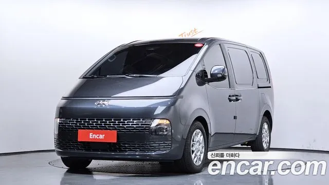 Hyundai Staria 3