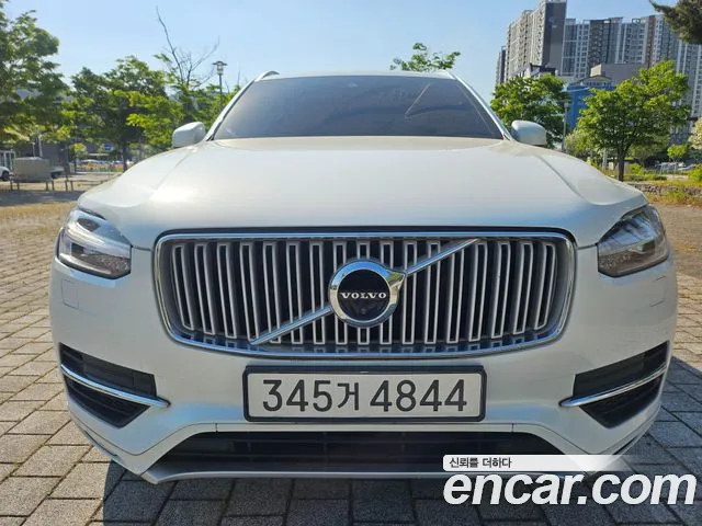 Volvo XC90 2 D5