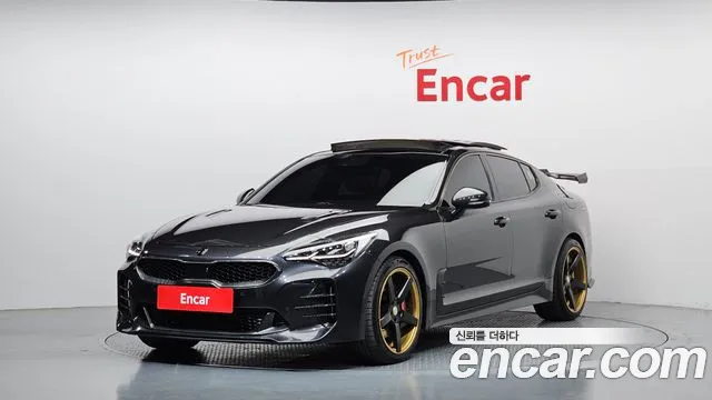 Kia Stinger 3.3 Turbo AWD GT
