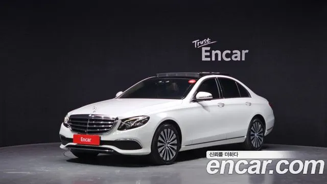Mercedes-Benz E- W213 E300 4MATIC Exclusive