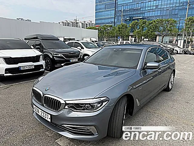 BMW 5 (G30) 530i