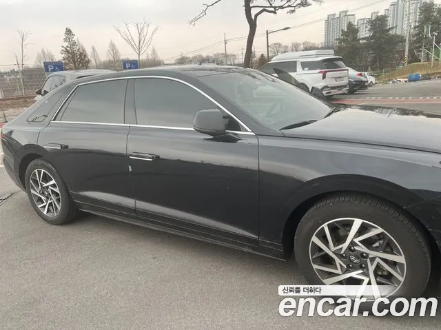 Hyundai Grandeur (GN7) 2.5 Gasoline 2WD Premium
