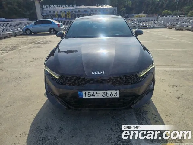 Kia K5 III 1.6 Turbo Signature
