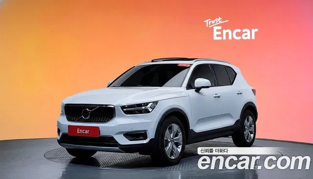 Volvo XC40 B4