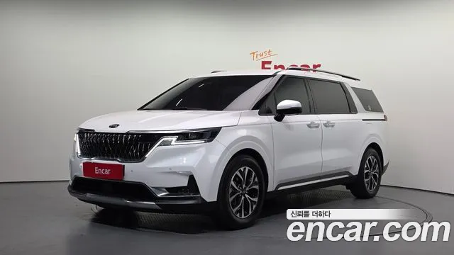 Kia Carnival 4 Gasoline 9 Signature