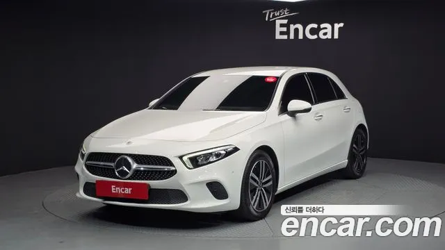 Mercedes-Benz A- W177 A220