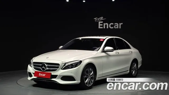 Mercedes-Benz C- W205 C200