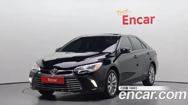 Toyota Camry 2.5 XLE