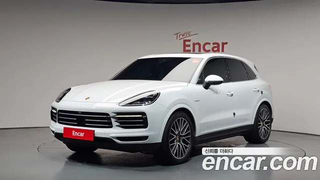 Porsche Cayenne (PO536) 3.0 E-Hybrid