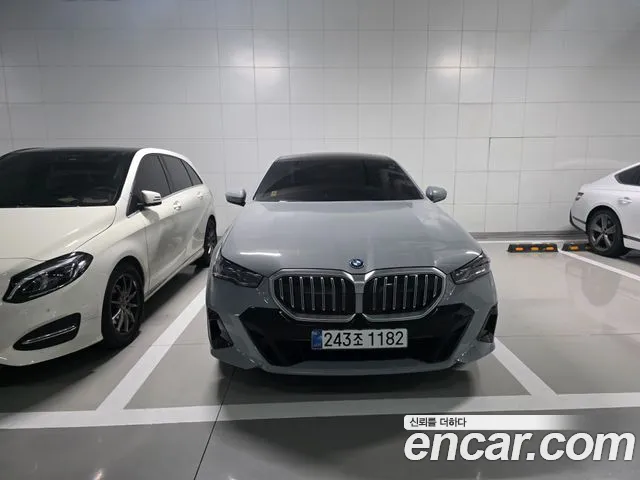 BMW 5 (G60) 530e xDrive M