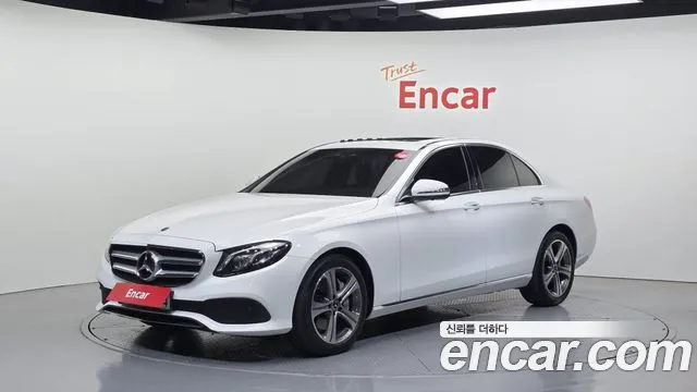 Mercedes-Benz E- W213 E300 4MATIC