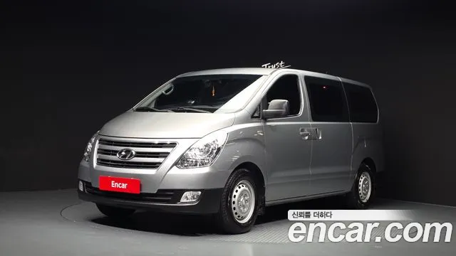 Hyundai Grand Starex 3