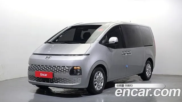 Hyundai Staria 5
