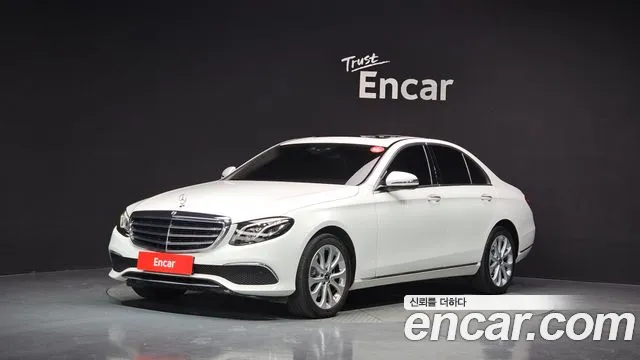 Mercedes-Benz E- W213 E220d 4MATIC Exclusive