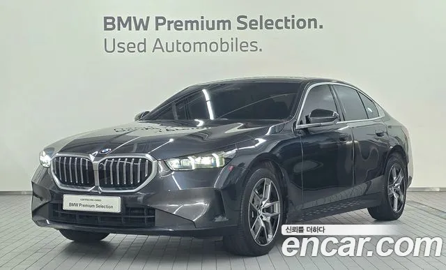 BMW 5 (G60) 520i