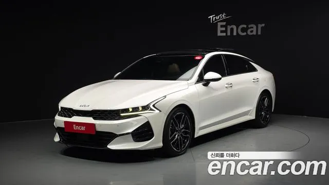 Kia K5 III 1.6 Turbo Prestige