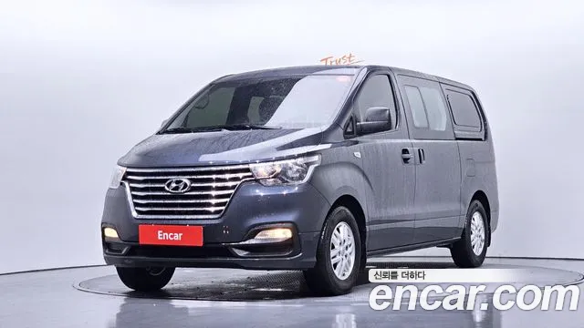 Hyundai The New Grand Starex 5