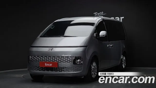 Hyundai Staria 11