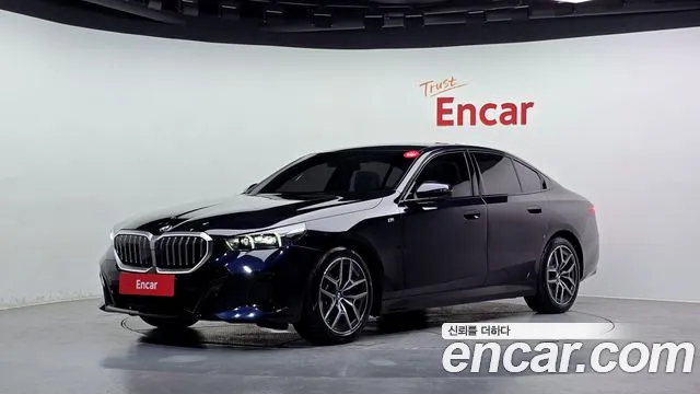 BMW 5 (G60) 520i M