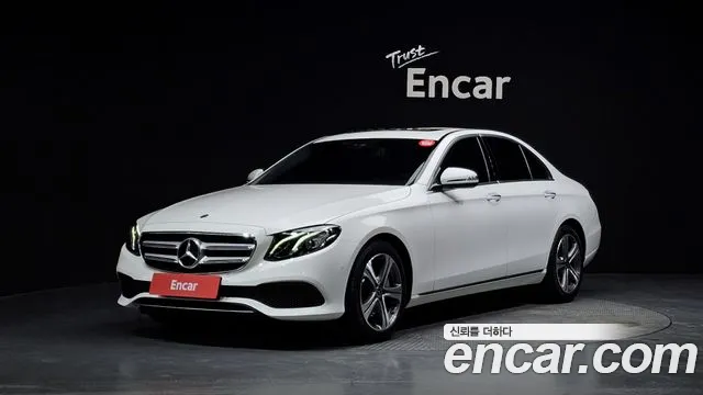 Mercedes-Benz E- W213 E300