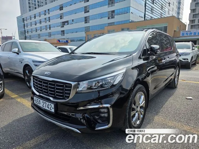 Kia The New Carnival 9 Noblesse
