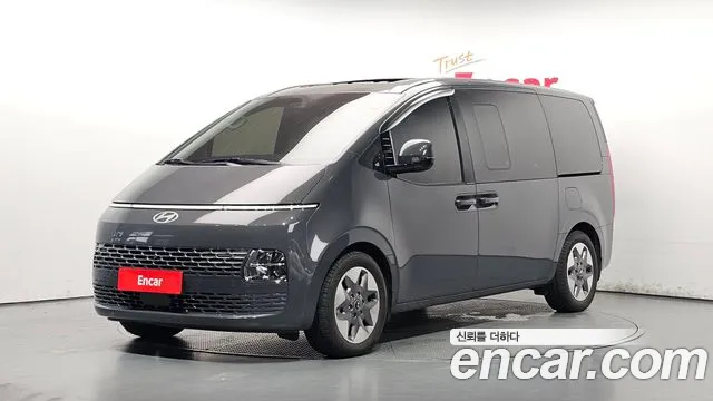 Hyundai Staria 4WD 9